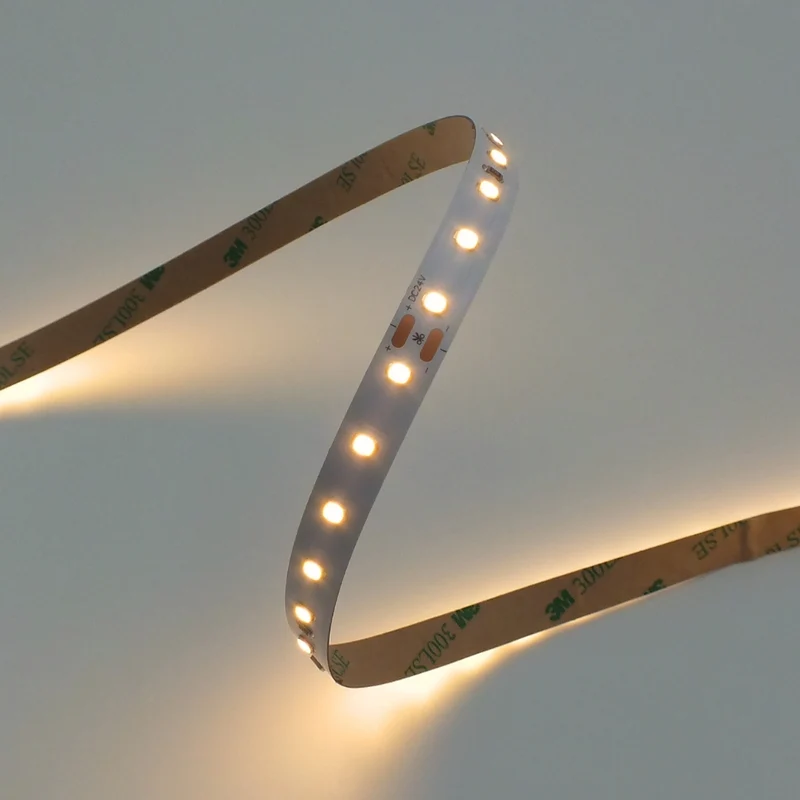 24V LED-Streifen 12W/m 80 LEDs/m – besonders effizient (170,7 lm/W)
