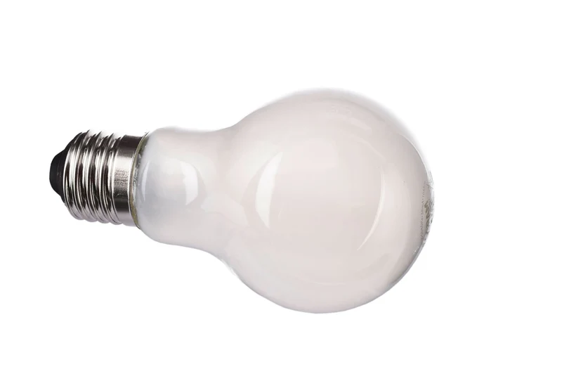 LEDVANCE CLA75, E27, 230 V/AC, DIM, 2700 K, 360 Grad