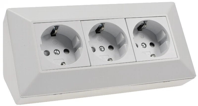3-fach Steckdosenblock, weiß matt 250V~/ 16A, Aufbaumontage